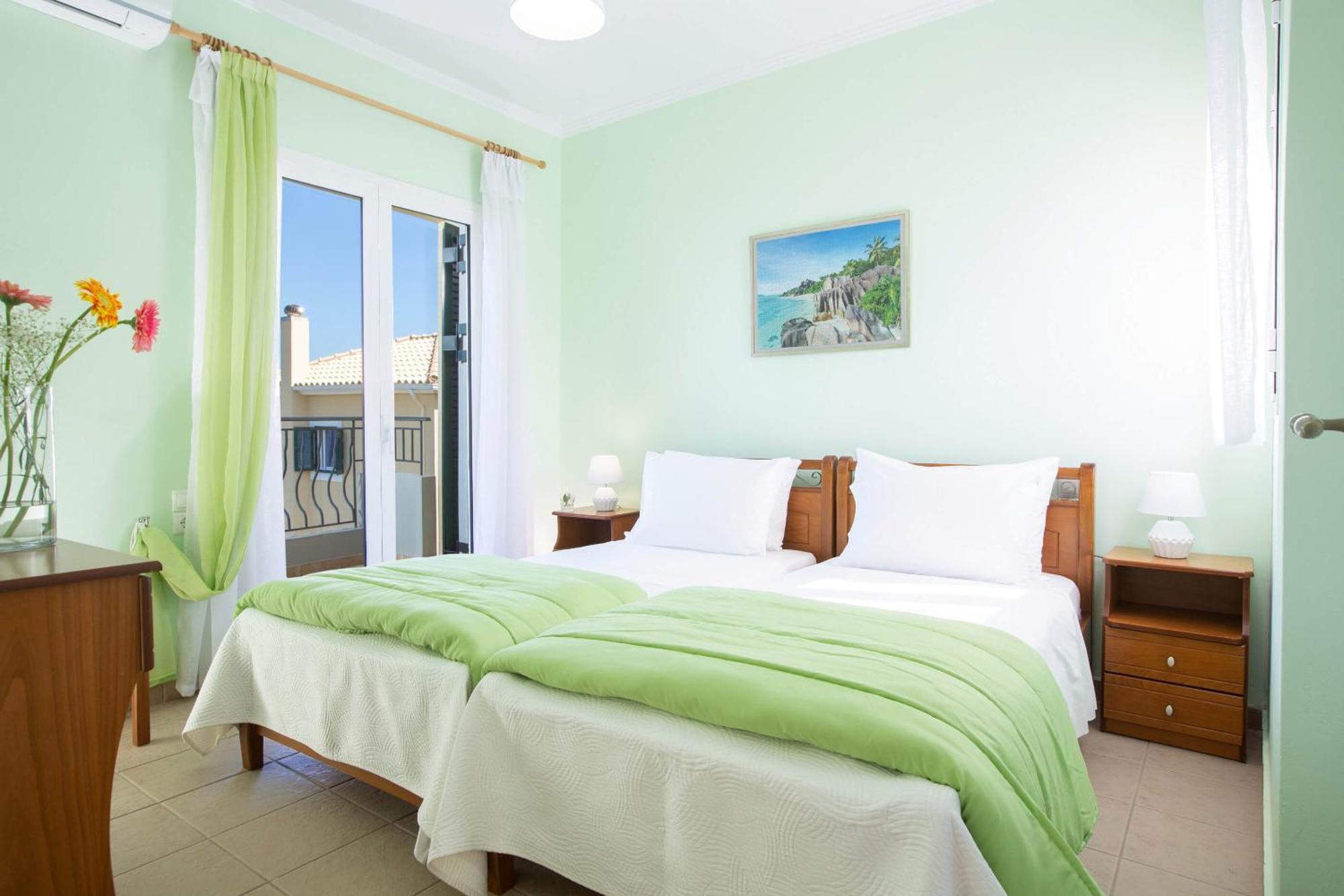 Natura Villas Drymon Bagian luar foto