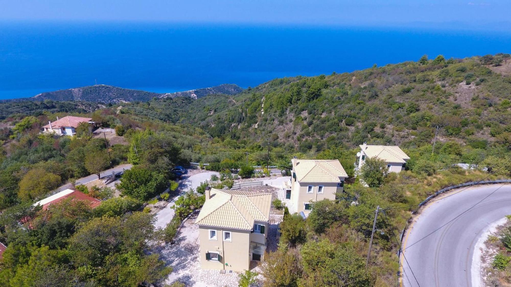 Natura Villas Drymon Bagian luar foto